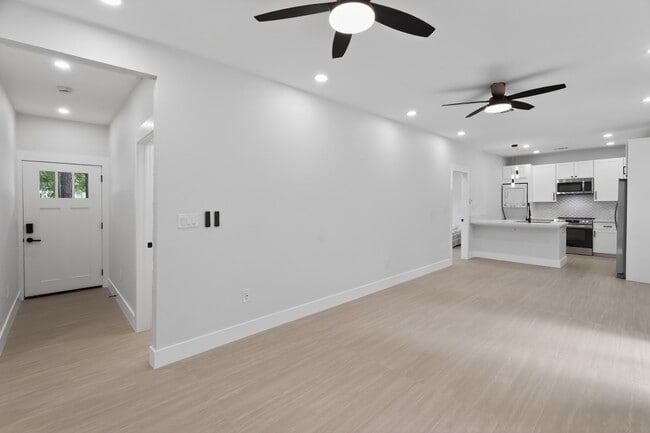 Building Photo - 28 Parsons Valley Dr