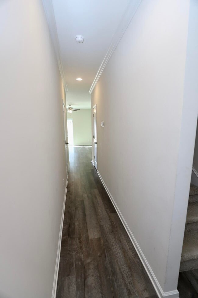 Building Photo - 1854 Gabriel Ln