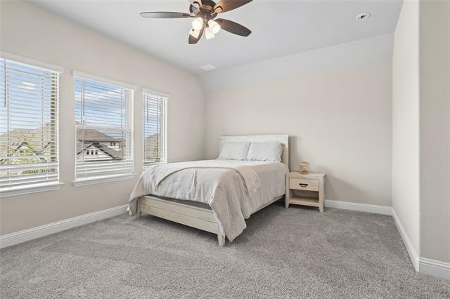 Building Photo - 3801 Mesa Verde Dr