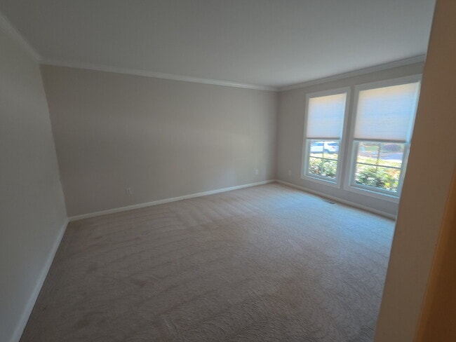 Building Photo - Terrific Rancher with Vaulted Ceiling in Meredith Woods.