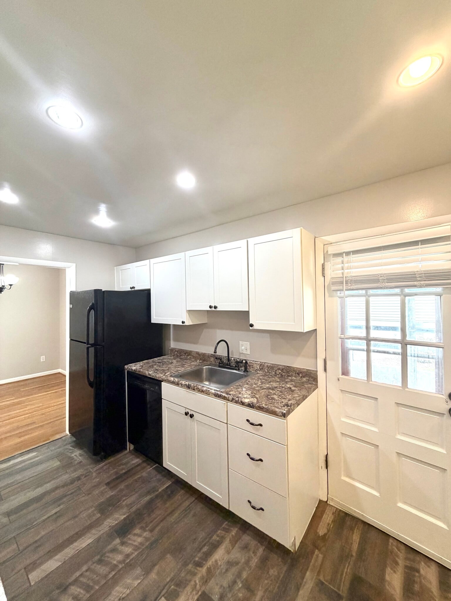 Building Photo - 5412 Amberwood Ln