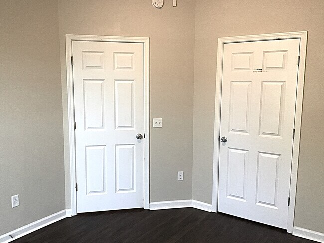 Building Photo - 30 Concordia Ct