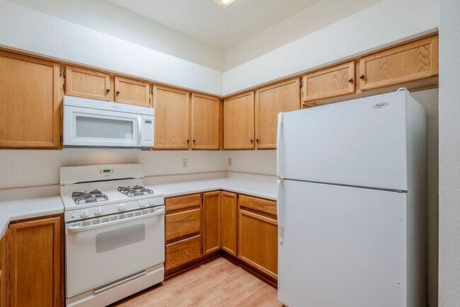 Building Photo - Pending/ Rented - Charming 3-bedroom, 2-ba...