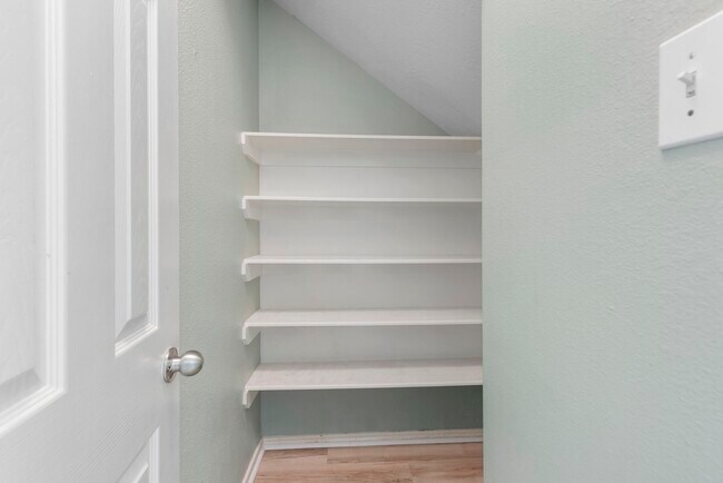 Building Photo - 98 E Stedhill Loop