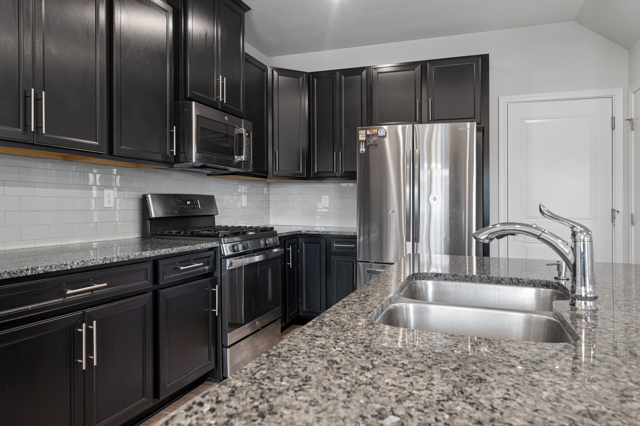 Building Photo - 5103 Spruce Rd