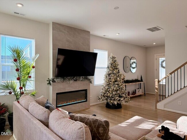 Building Photo - 52 Comfort Ct