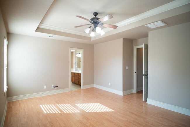 Building Photo - 599 Rocky Crossing