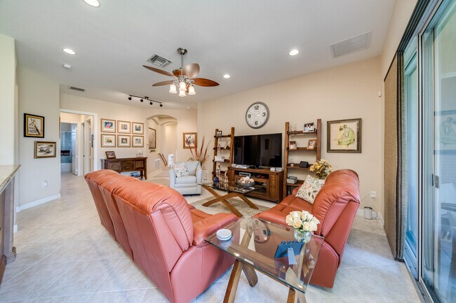 Building Photo - 8348 NW 127th Ln