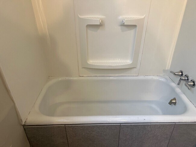 Building Photo - 2502 Blair Blvd