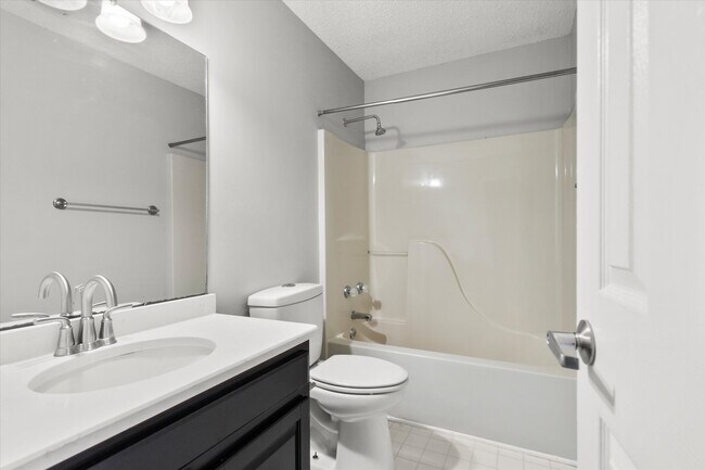 Building Photo - 300 Early Harvest Ct