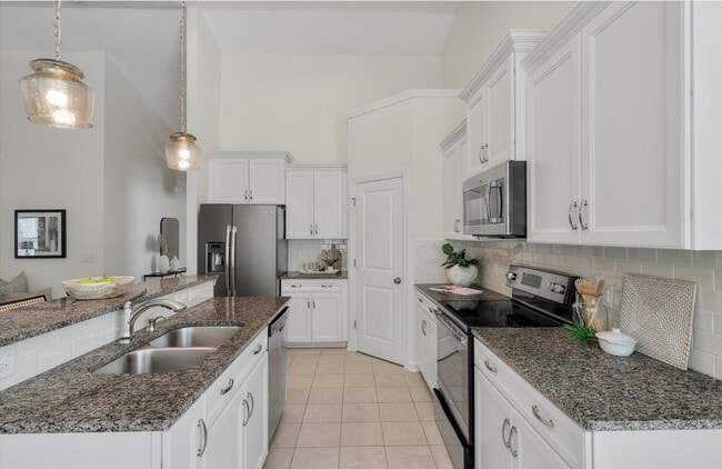 Building Photo - 1610 Fishbone Dr