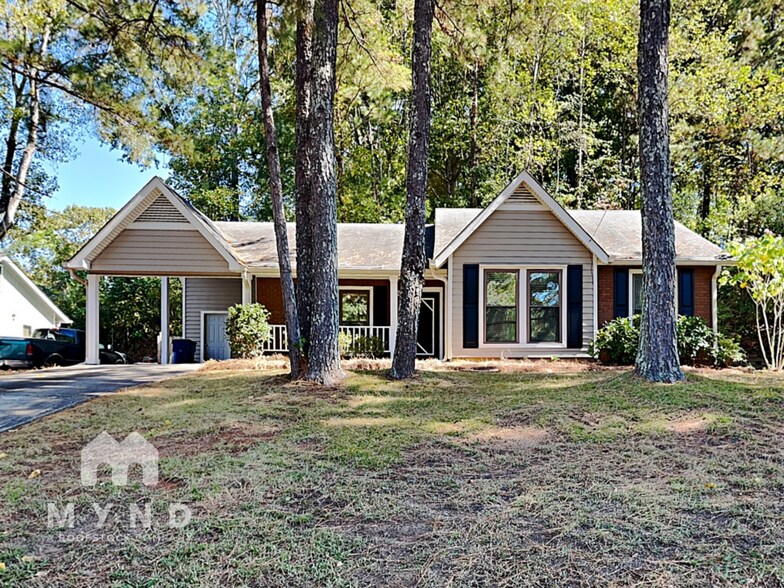 Primary Photo - 264 Fennel Wy SW