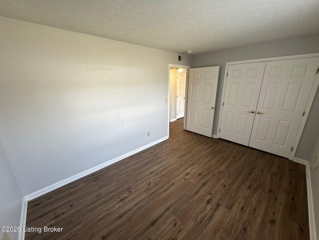 Building Photo - 4101 Blue Lick Ct