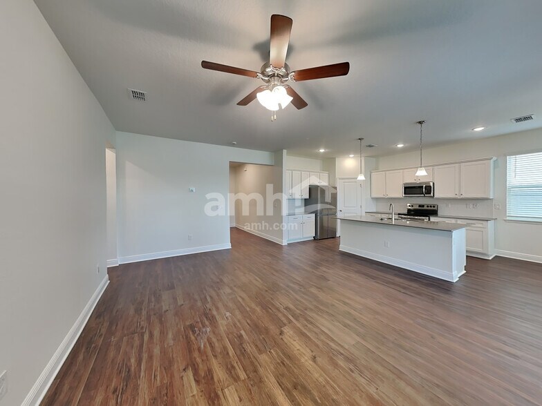 Building Photo - 2753 Ponds Trl