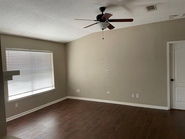 Building Photo - 1416 Ross Dr