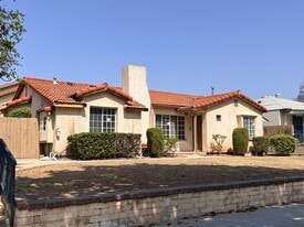 Building Photo - 1841 S Sierra Vista Ave
