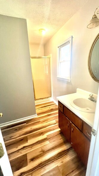 Building Photo - 14720 Loren Dr