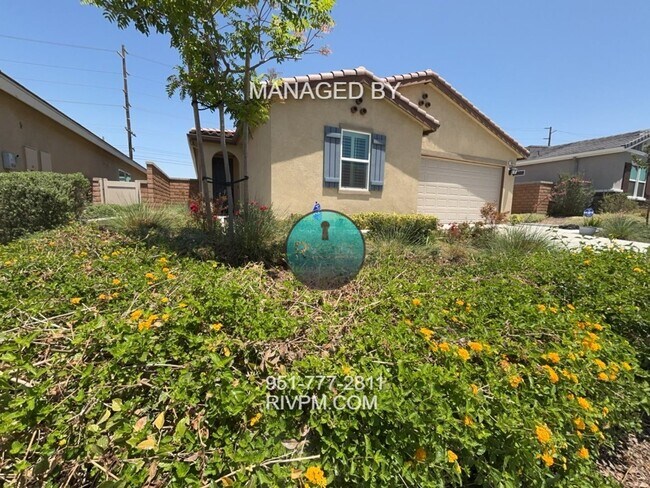 Building Photo - WELCOME TO YOUR FUTURE HOME IN SPRING MOUN...