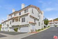 Building Photo - 359 Westlake Vista Ln