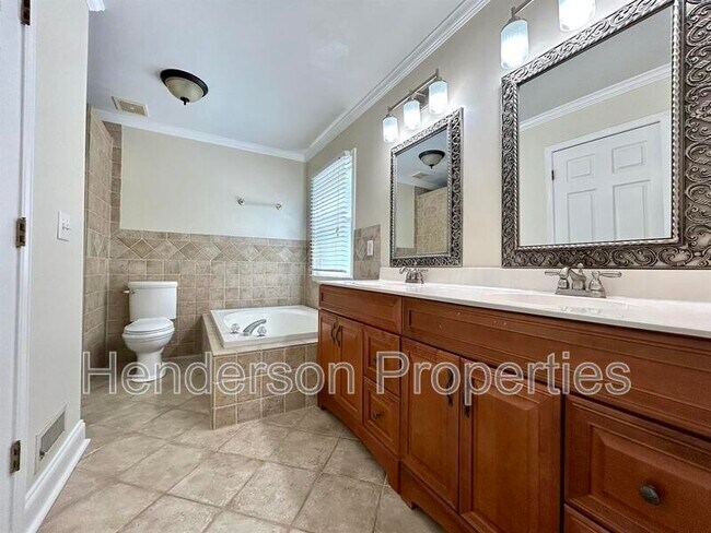 Building Photo - 332 Walnut Point Dr