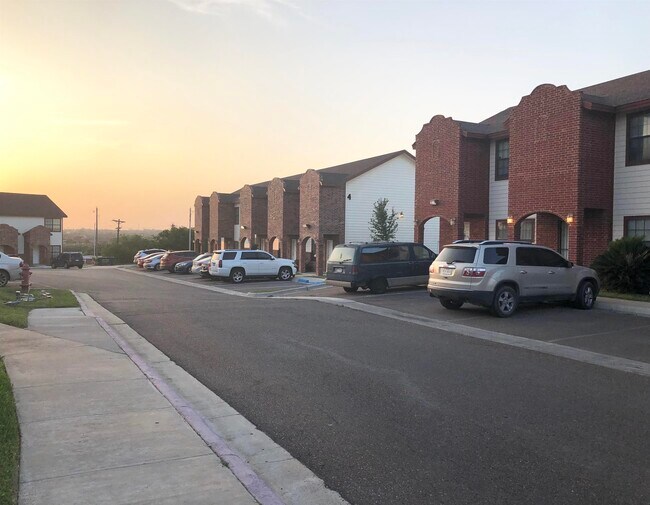 Building Photo - 4246 Dorel Dr
