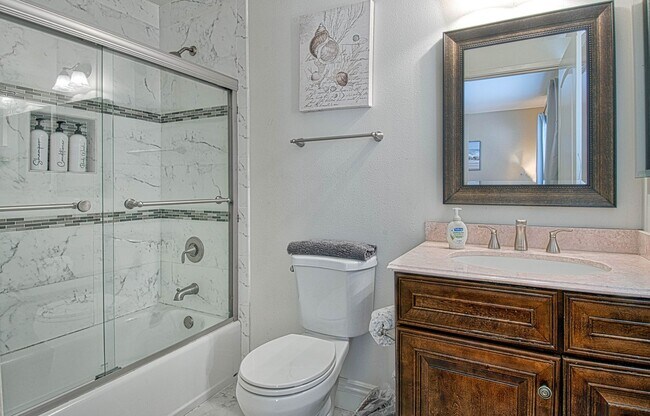 Building Photo - 414 E Oceanfront