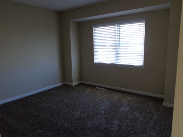 Building Photo - 801 Woodbine Ln
