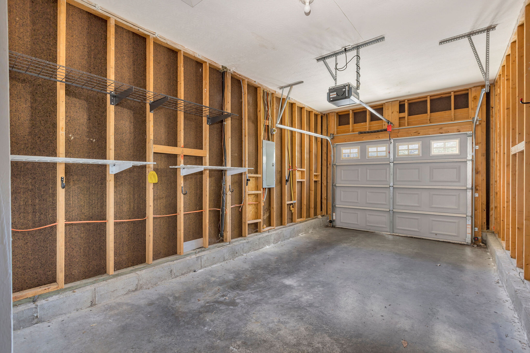 Building Photo - 1441 Laurel Park Dr