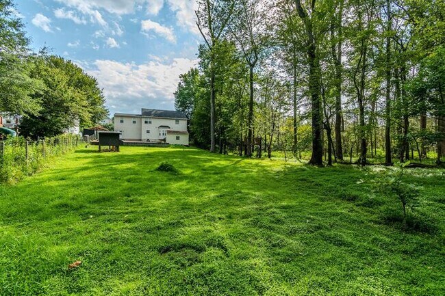 Building Photo - 11450 Acton Ln