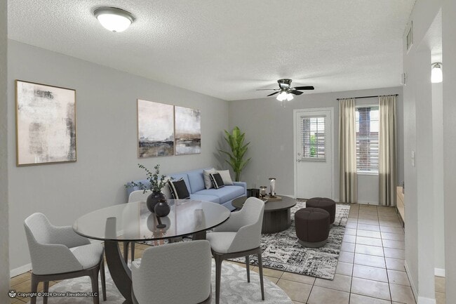 Building Photo - ****1ST MONTH RENT FREE! 2 Bedroom Apartment in Eagle Lake