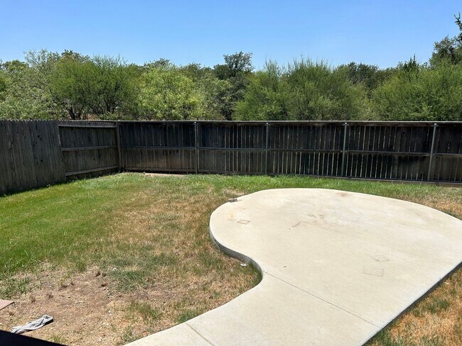 Building Photo - 22427 Carriage Bush