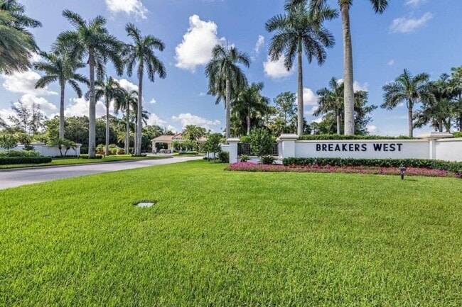 Building Photo - 1504 Breakers W Blvd