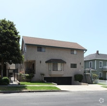 Building Photo - 606 E Santa Anita Ave