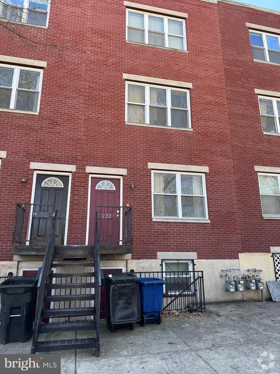 Building Photo - 1222 S 45th St