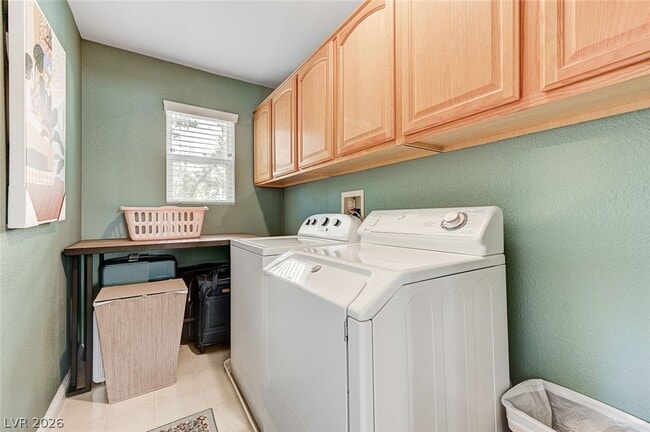 Building Photo - 10617 Austin Bluffs Way