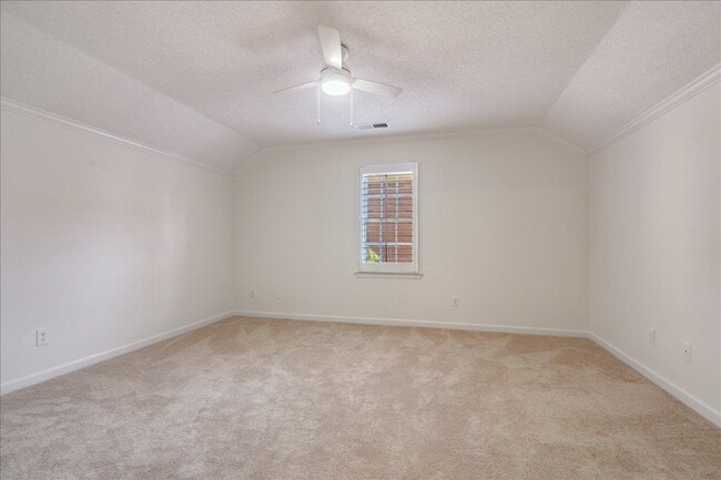 Building Photo - 7215 Plantation Cir