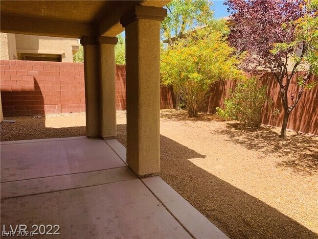 Building Photo - 5506 Spiceberry Dr