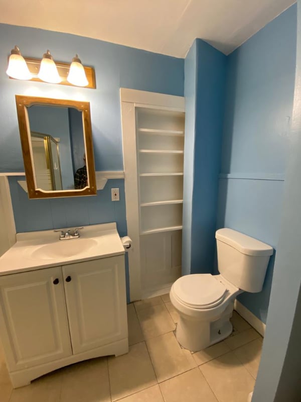 Building Photo - 2 East St