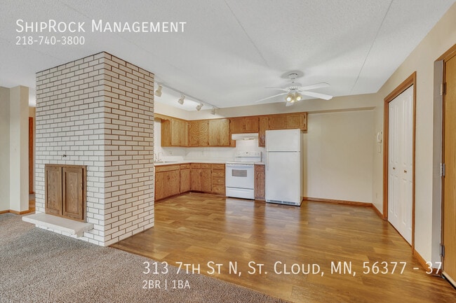 Building Photo - 313 7th St N