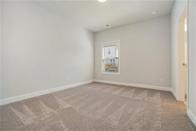 Building Photo - 106 Basil St