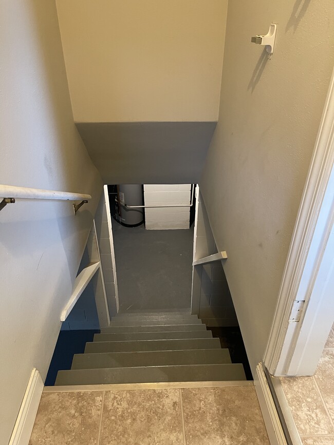 Building Photo - 4202 N Devon Ln