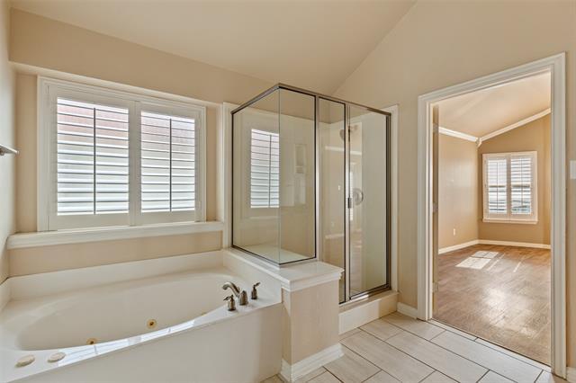 Building Photo - 2046 Pontchartrain Dr