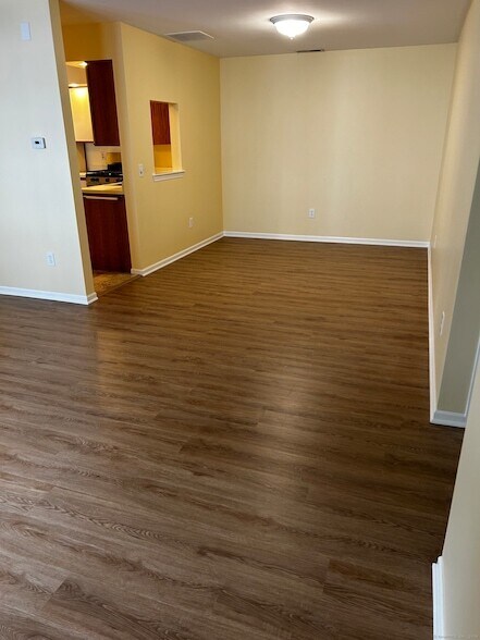 Building Photo - 30 Woodhill Rd