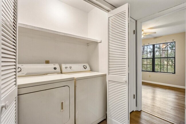 Building Photo - 1956 Nicklaus Dr