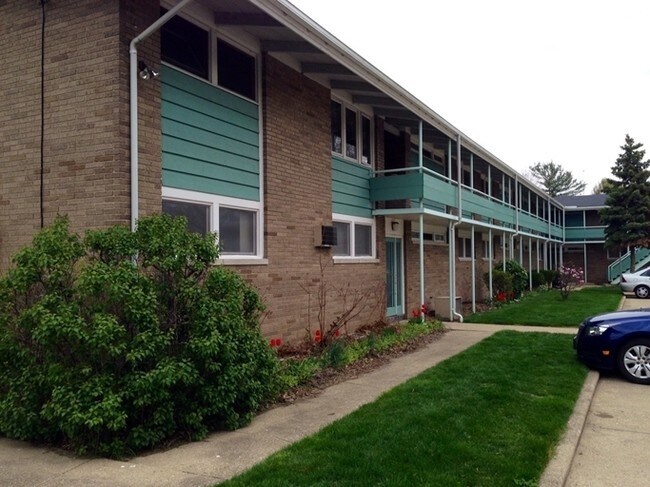 Primary Photo - 26900 Lake Shore Blvd