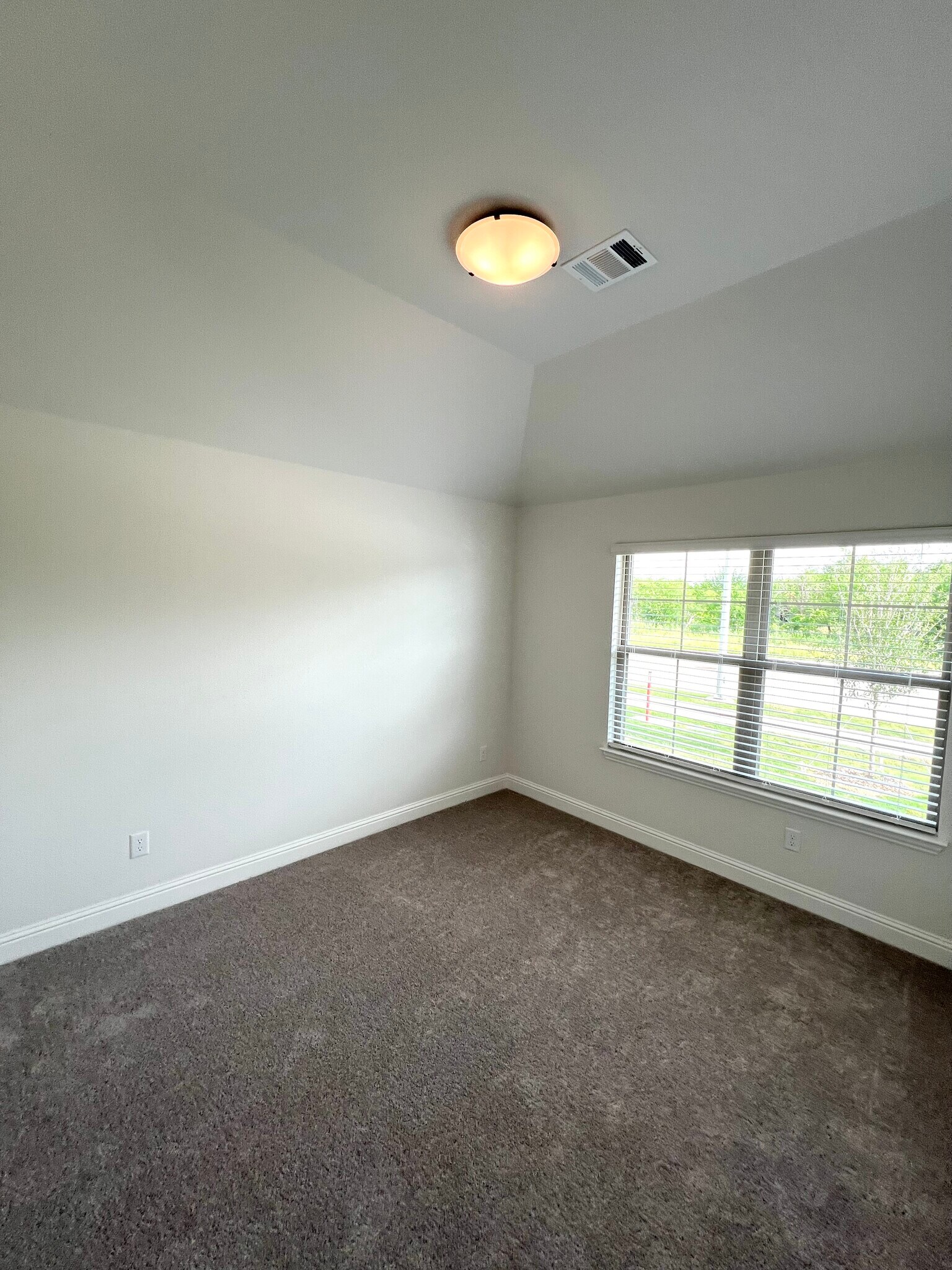 Building Photo - 4428 Mill Falls Dr