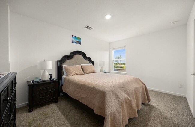 Building Photo - 21734 Heather Elm Dr