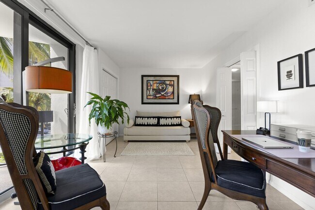 Building Photo - 2400 Presidential Way