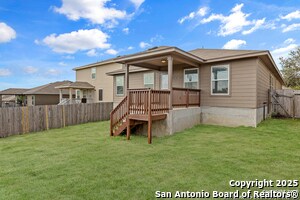 Building Photo - 2122 York Dr