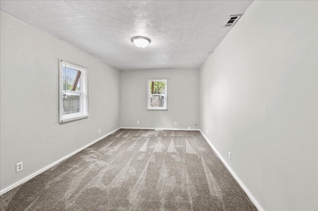 Building Photo - 1744 Dawson St